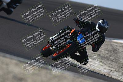 media/Nov-02-2025-Lets Ride (Sun) [[f7a3caa734]]/B Group/1220pm (Turn 2 Outside)/